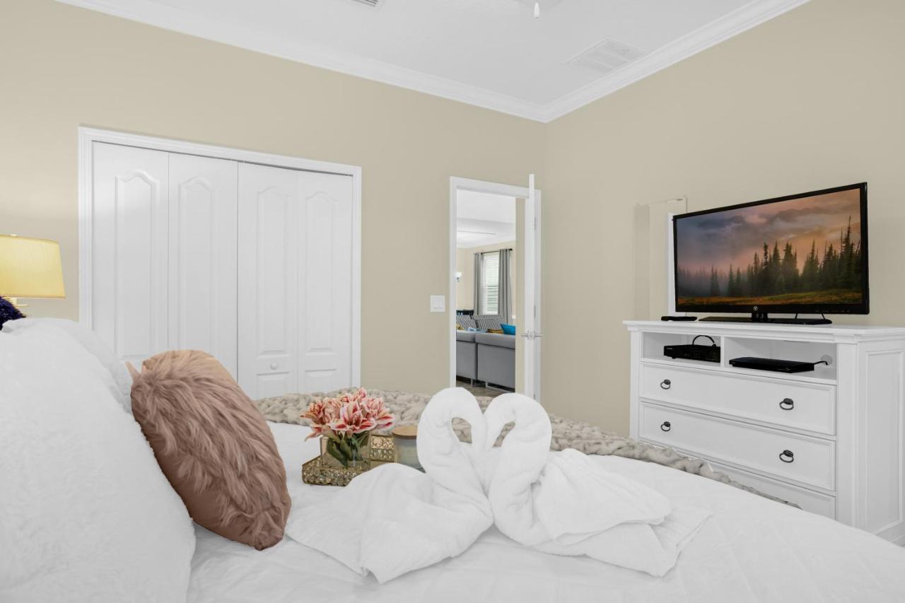 Light Yellow Home Lift Your Mood Near Disney 5Beds Kissimmee Exteriör bild